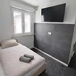 Frankfurt Airport View Guest house 3*