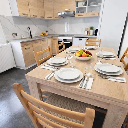 Gasthof Frankfurt Airport View 3*